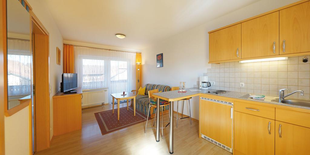 Appartement Werner Hauptenbuchner บาดฟึสซิง ห้อง รูปภาพ